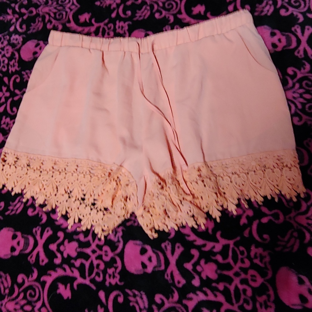 Mine Coral Short L NWOT